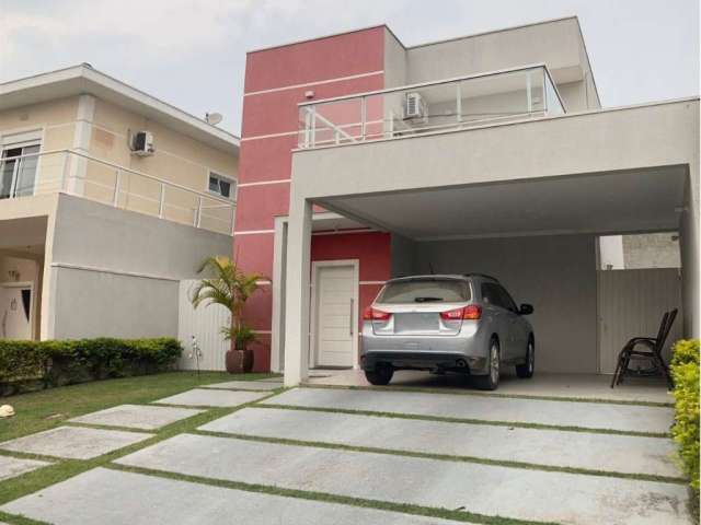 Casa em condominio em Jacaréi com 190 m2 com 4 dormitórios sendo 1 suite