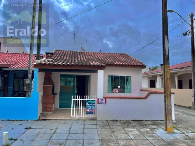 Casa em Balneário Ipacaraí - Matinhos, PR