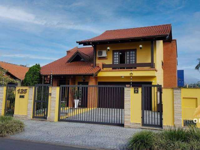 Sobrado com 3 dormitórios, 259 m² (Venda ) - Centro (Pirabeiraba) - Joinville/SC