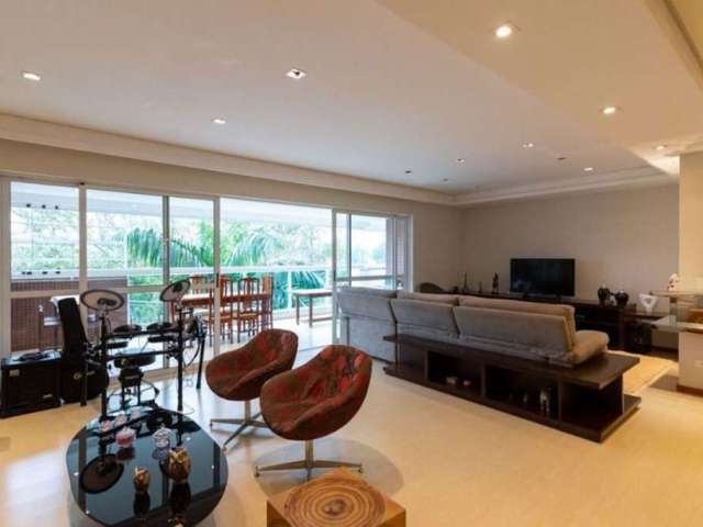 Apartamento com 3 dormitórios à venda, 204 m² por R$ 1.550.000 - Petrópolis - Londrina/PR