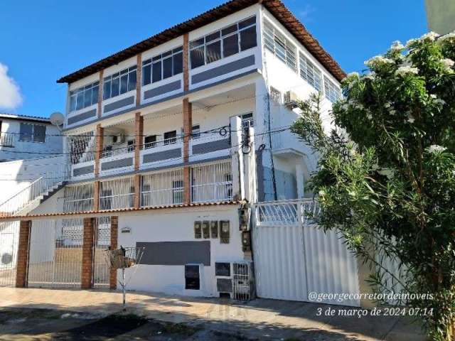 Cobertura medindo 134 m², com 2 apartamentos de 3/4, cada um 67 m², garagem venda no Jardim Eldorado do IAPI em Salvador Bahia.