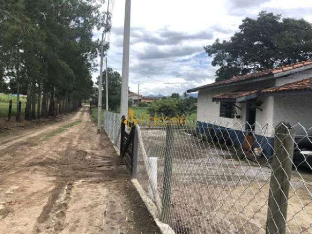 Rural chacara com 2 quartos - Bairro Bom Sucesso em Pindamonhangaba