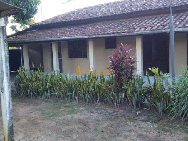 Casa  com 1 quarto - Bairro Residencial Comercial Vila Verde em Pindamonhangaba