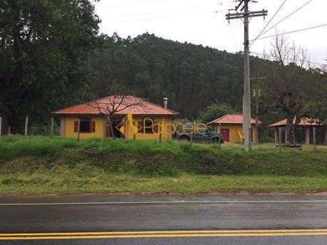 Comercial casa - Bairro Zona Rural em Silveiras