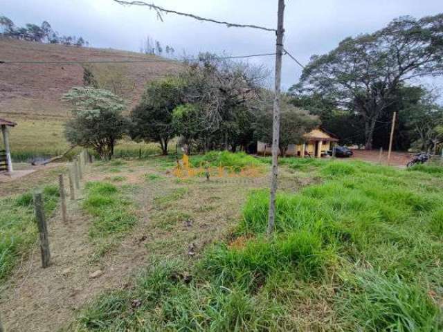 Rural sitio com 2 quartos - Bairro Borba em Pindamonhangaba