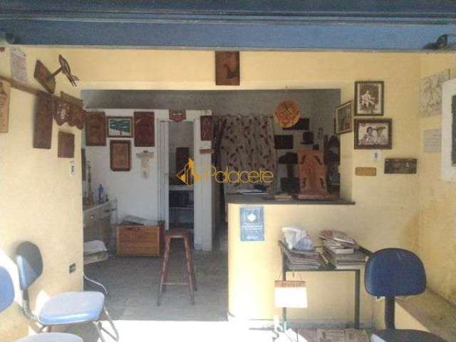 Comercial casa com 2 quartos - Bairro Moreira César em Pindamonhangaba