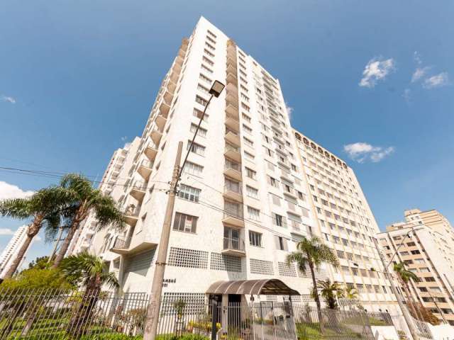 Apartamento com 3 quartos  para alugar, 125.34 m2 por R$3000.00  - Centro - Curitiba/PR