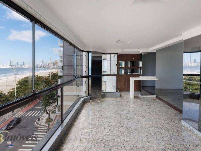 Lindo apartamento BEIRA MAR Semi-Mobiliado para ALUGUEL ANUAL, com ótima localização em Balneário Camboriú/SC.