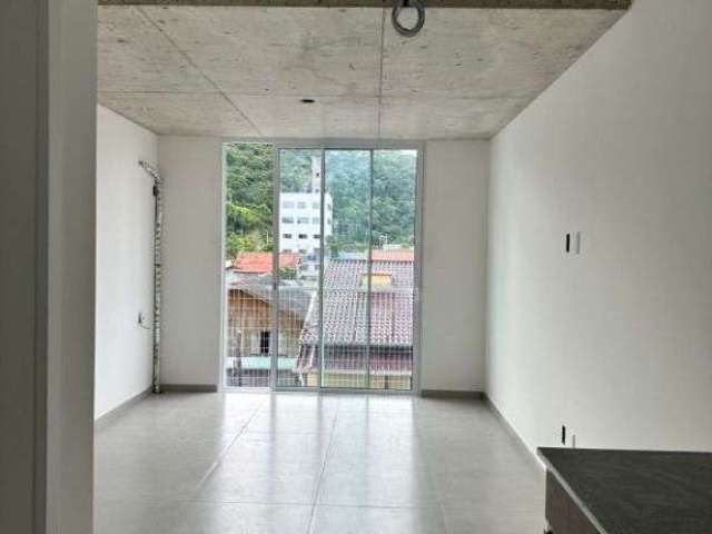 Aluguel Anual Loft Balneário Camboriú Centro Semimobiliado