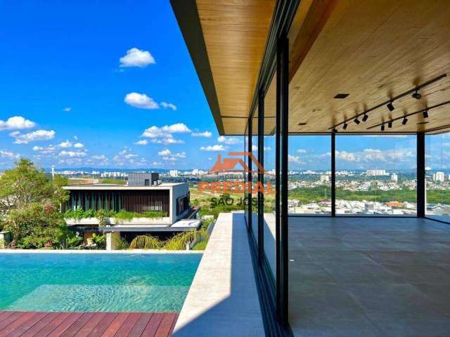 Casa Apuã: Arquitetura contemporânea e assinada, localizada no Condomínio Reserva do Paratehy e projetada para proporcionar uma vista de 360º graus.