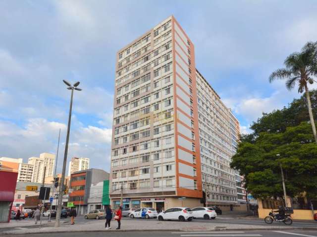 Apartamento com 3 quartos à venda na Travessa Frei Caneca, Centro, Curitiba por R$ 445.000