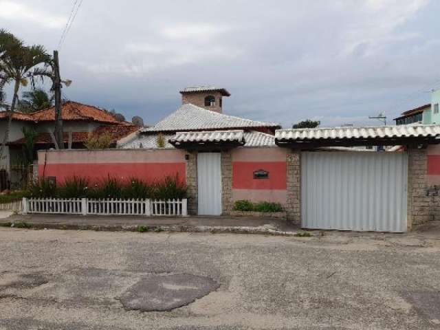 Casa na Rua Vitória Helena, Araruama/RJ