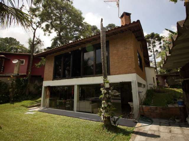 Casa de Condomínio à venda na Via das Acácias, Jardim Colibri, Embu das Artes - SP