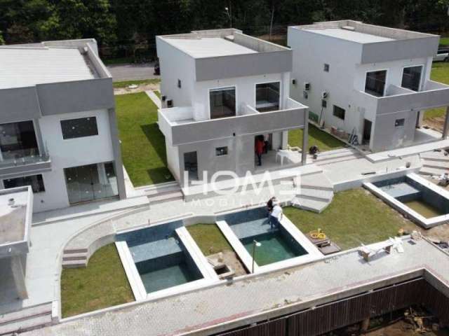 Oportunidade casa com 3 suítes à venda no Porto Bracuhy - Angra dos Reis/RJ