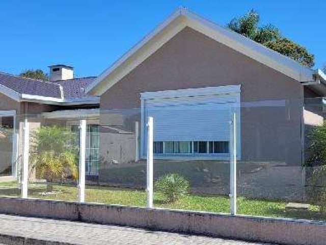 Casa com 4 dormitórios à venda por R$970.000 - Jardim Guarujá - Colombo/PR