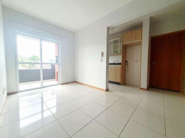Apartamento para locação com 2 dormitórios, sacada com churrasqueira por R$ 1.600,00 no Costa e Silva.