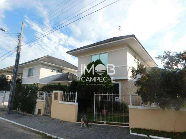 Casa com 3 dormitórios à venda, 119 m² por R$ 1.800.000,00 - Campeche - Florianópolis/SC