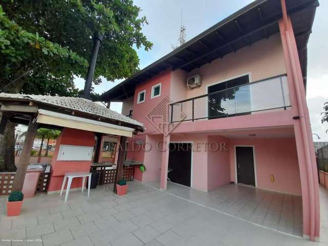 Casa para Venda em Florianópolis, Ingleses do Rio Vermelho, 6 dormitórios, 1 suíte, 7 banheiros, 4 vagas