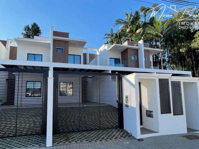 Casa com 3 quartos à venda no Atiradores, Joinville  por R$ 1.057.650