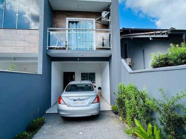 Casa com 2 quartos à venda no Floresta, Joinville , 83 m2 por R$ 380.000