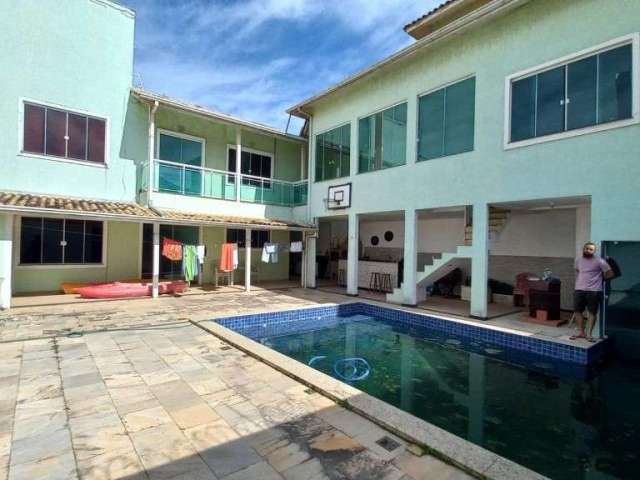 Casa com 4 dormitórios à venda, 200 m² por R$ 1.400.000,00 - Recreio - Rio das Ostras/RJ