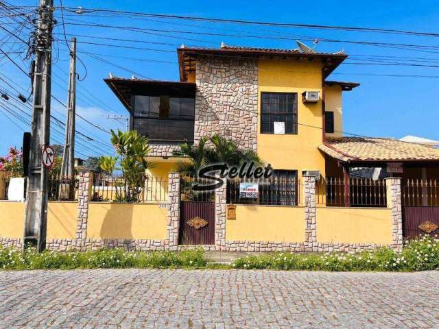 Casa com 3 dormitórios à venda, 140 m² por R$ 630.000,00 - Centro - Rio das Ostras/RJ