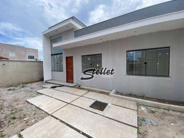 Casa com 3 dormitórios à venda, 90 m² por R$ 420.000,00 - Village Rio das Ostras - Rio das Ostras/RJ