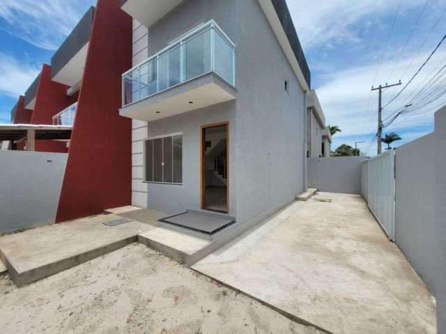 Casa com 2 dormitórios à venda, 76 m² por R$ 360.000,00 - Extensão do Bosque - Rio das Ostras/RJ