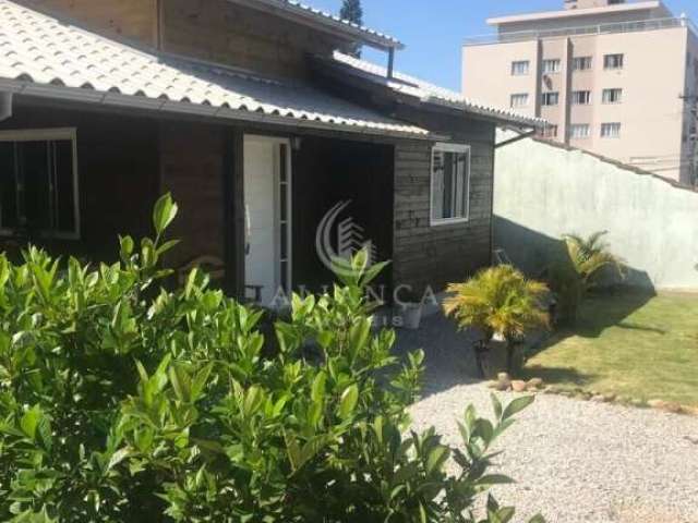 Casa à venda no bairro Boa Vista - Biguaçu/SC