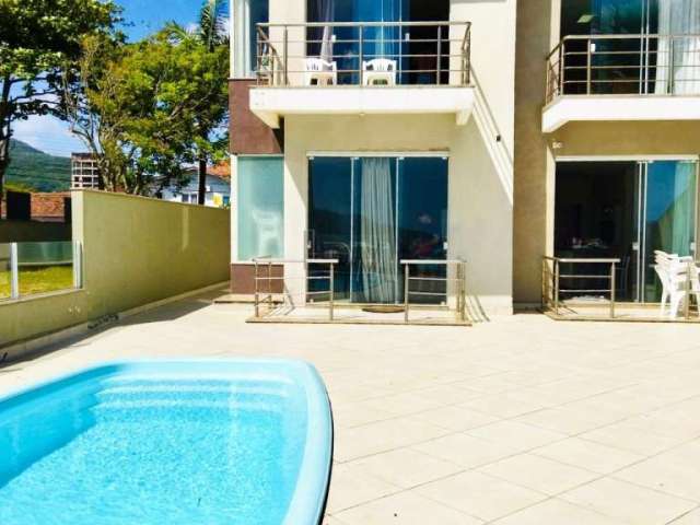 Apartamento com 3 quartos para alugar na Atílio Fontana, 678, Balneário Perequê, Porto Belo por R$ 1.900