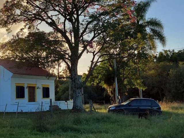 Sítio para Venda em Pelotas, zona rural, 2 dormitórios, 1 banheiro