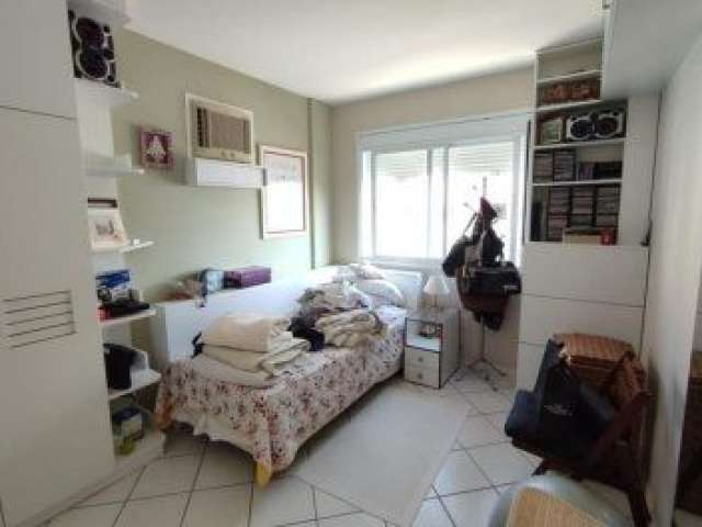 Apartamento de 2 dormitórios com suíte na Trindade -Florianópolis