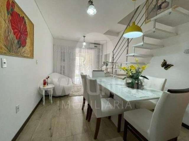 Casa à venda na Avenida Nereu Ramos, 379, Itacolomi, Balneário Piçarras por R$ 429.990