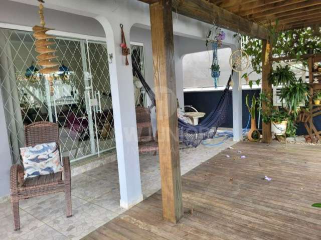 Casa com 3 quartos à venda na José Abraão Francisco, 285, Praia Alegre, Penha por R$ 960.000