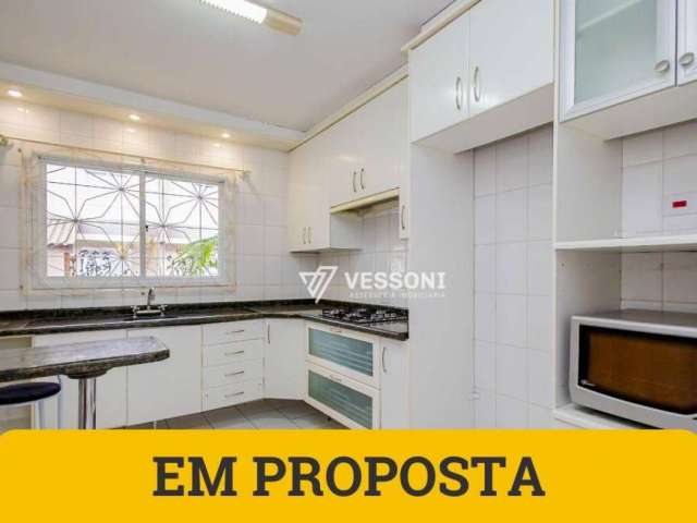 Sobrado com 3 dormitórios à venda, 111 m² por R$ 545.000,00 - Boqueirão - Curitiba/PR