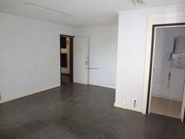 Sala comercial para alugar na Rua Maria Monteiro, 830, Cambuí, Campinas, 58 m2 por R$ 1.800
