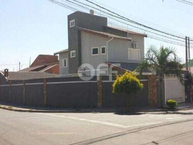 Casa com 3 quartos à venda na Rua Maria Fernandes de Souza Anerão, 17, Residencial Bordon, Sumaré, 228 m2 por R$ 740.000