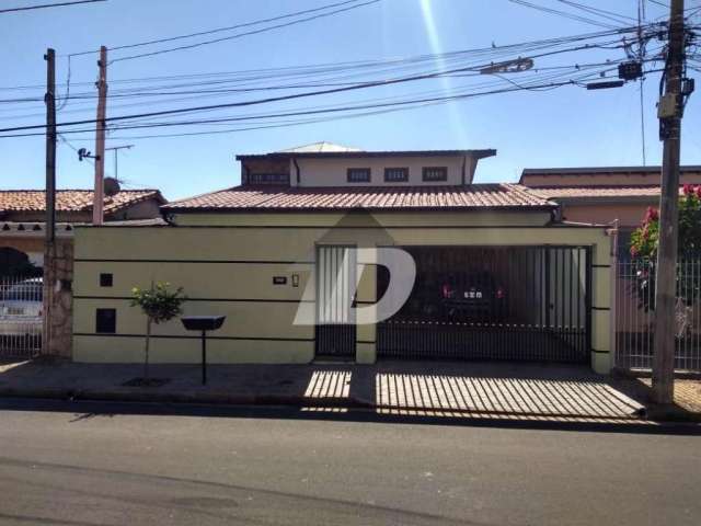 Casa com 5 quartos à venda na Rua Padre Anselmo, 146, Jardim Bela Vista, Campinas, 259 m2 por R$ 1.800.000
