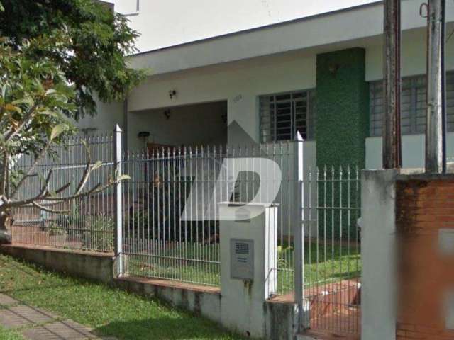Casa com 3 quartos à venda na Avenida Diogo Álvares, 1570, Parque São Quirino, Campinas, 255 m2 por R$ 700.000