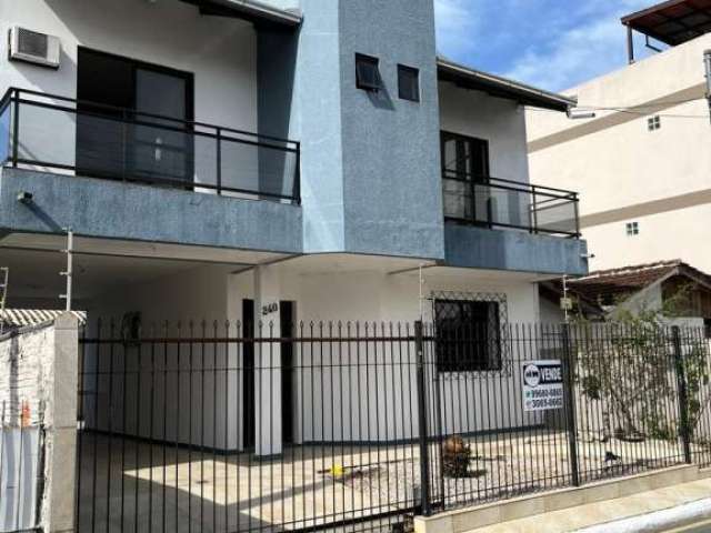 Casa duplex com 04 dormitórios  à venda, Estados, Balneário Camboriú, SC