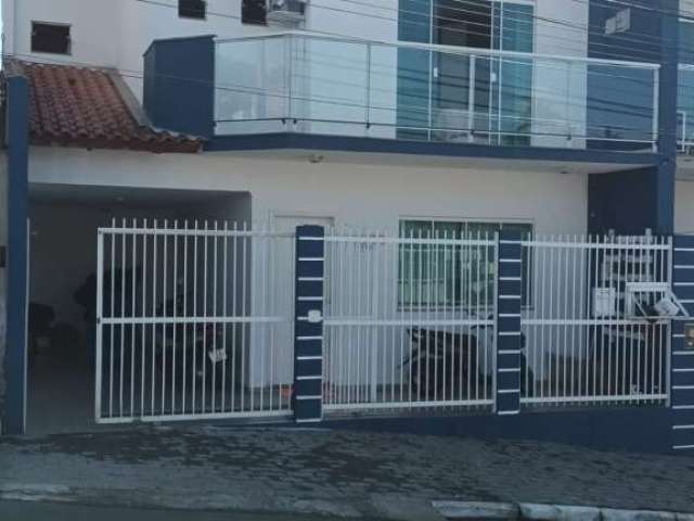 Sobrado com 04 dormitórios à venda, Nações, Balneário Camboriú, SC