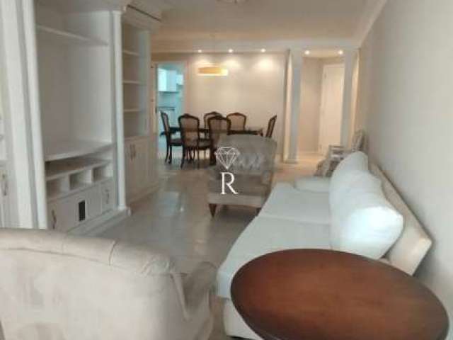 Apartamento com 3 quartos para alugar no Centro, Florianópolis  por R$ 8.000