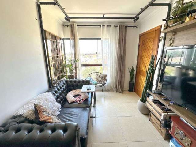 Apartamento com 2 quartos à venda na Rua Padre Damião de Veuster, 232, Costeira, São José dos Pinhais por R$ 270.000