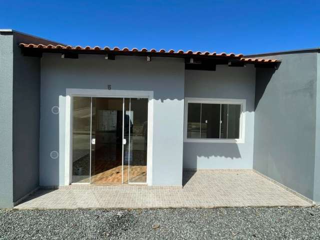Casa em condomínio fechado à venda na praia de Barra Velha! Pronta p/ financiar!