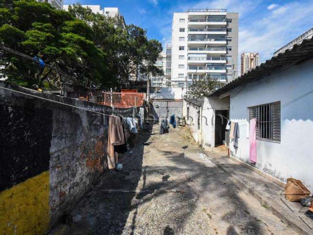 Terreno à venda na Rua André Casado, --, Sumaré, São Paulo por R$ 1.400.000