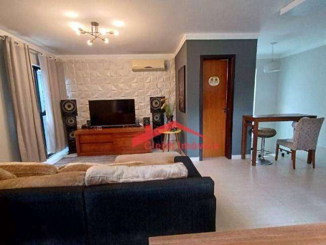 Casa com 3 dormitórios à venda, 163 m² por R$ 1.050.000,00 - Vila Nova - Joinville/SC