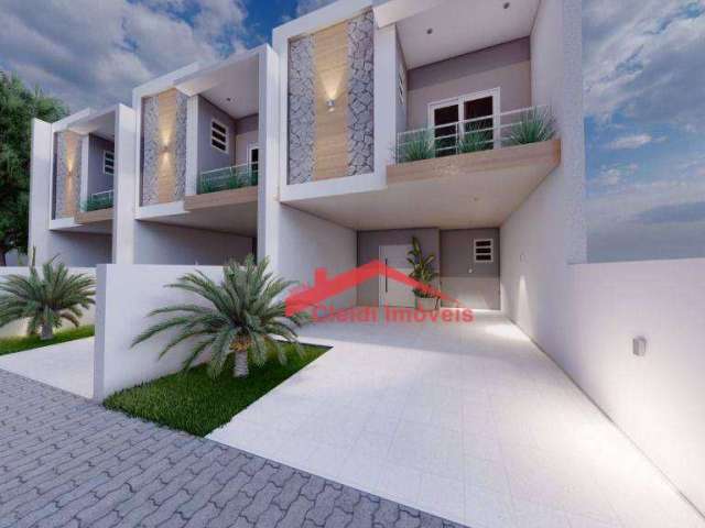 Sobrado com 3 dormitórios à venda, 139 m² por R$ 670.000,00 - São Marcos - Joinville/SC