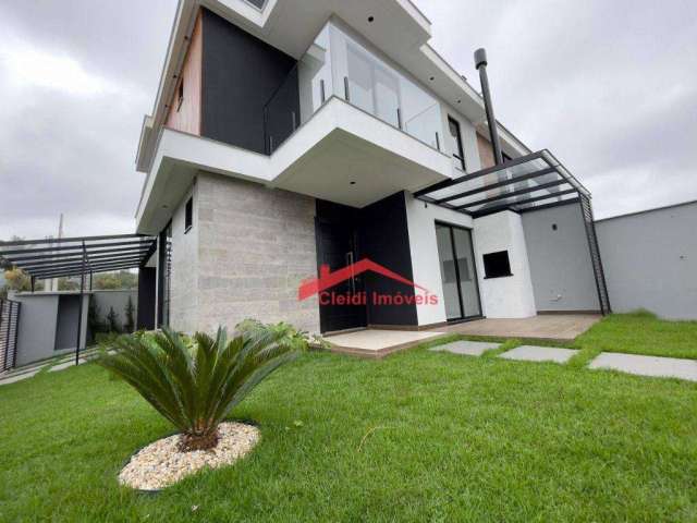 Sobrado com 3 dormitórios à venda, 148 m² por R$ 990.000,00 - Bom Retiro - Joinville/SC