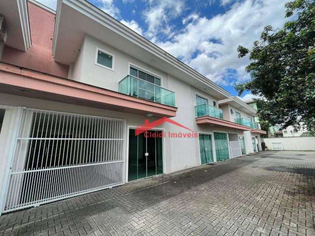 Casa com 3 dormitórios à venda, 89 m² por R$ 445.000,00 - Bom Retiro - Joinville/SC