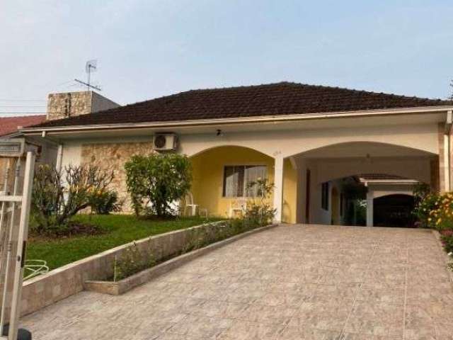 Casa com 4 dormitórios à venda, 200 m² por R$ 870.000,00 - Costa e Silva - Joinville/SC